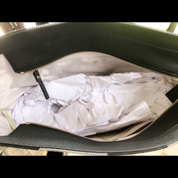 🎩Kate Spade Tote🎩 New with Tag - Picture 5 of 8